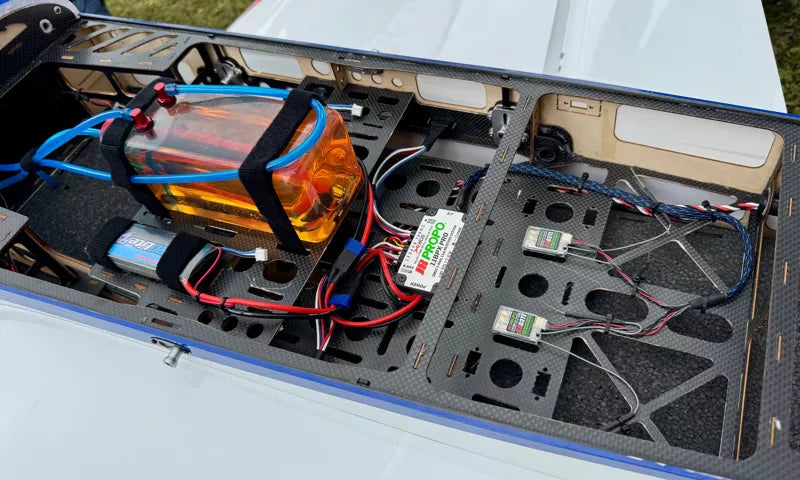 Extreme Flight - Extra 300 105", Blue/White ARF Kit