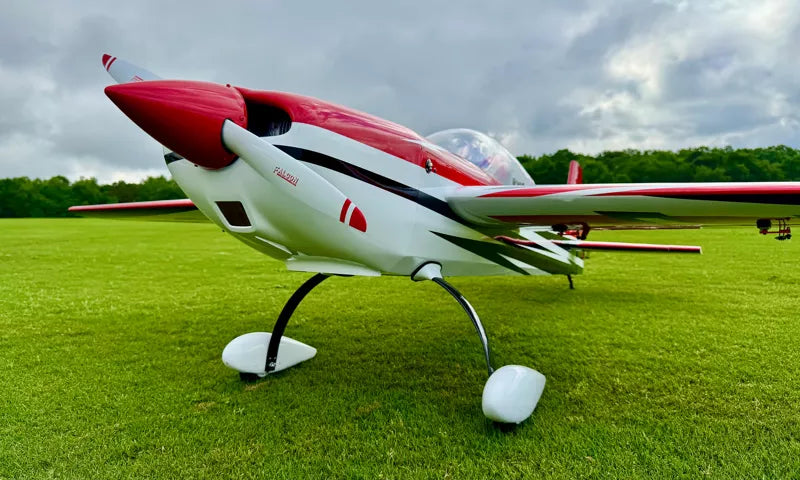 Extreme Flight - Extra 300 105", Red/White ARF Kit