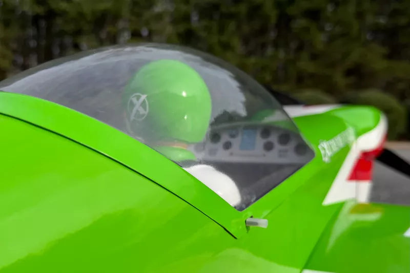 Extreme Flight - Cap 580 67", Green/Red RxR (Receiver Ready - PNP)