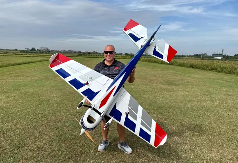 Extreme Flight - Extra 260 75", Blue/White ARF Kit