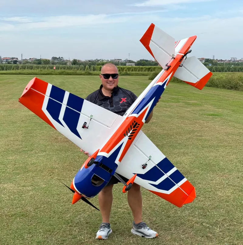 Extreme Flight - Extra 260 75", Orange/Blue ARF Kit
