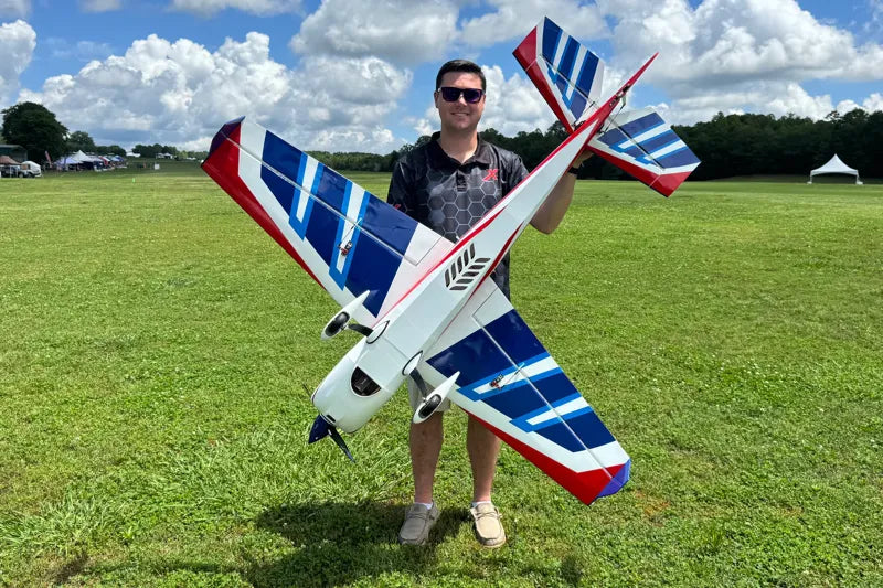 Extreme Flight - Extra 300 67", Blue/White ARF Kit