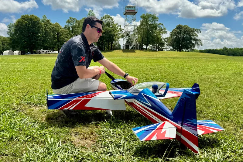Extreme Flight - Extra 300 67", Blue/White RxR (Receiver Ready - PNP)