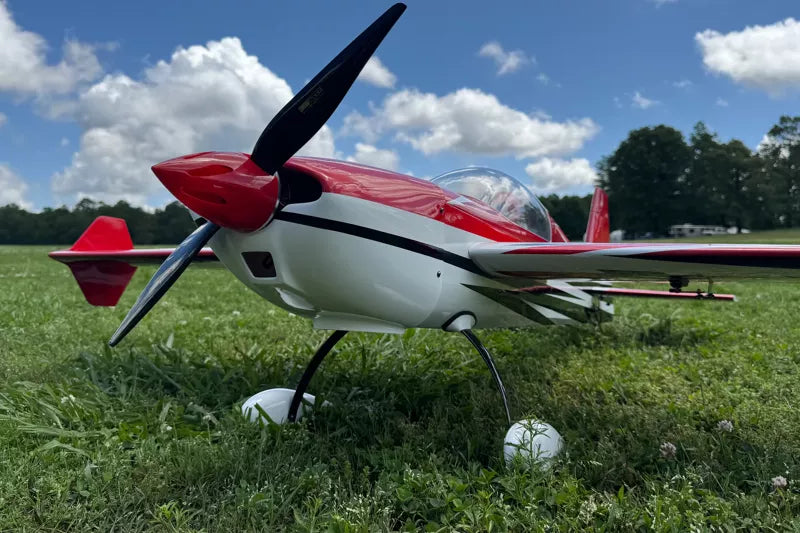 Extreme Flight - Extra 300 67", Red/White RxR (Receiver Ready - PNP)