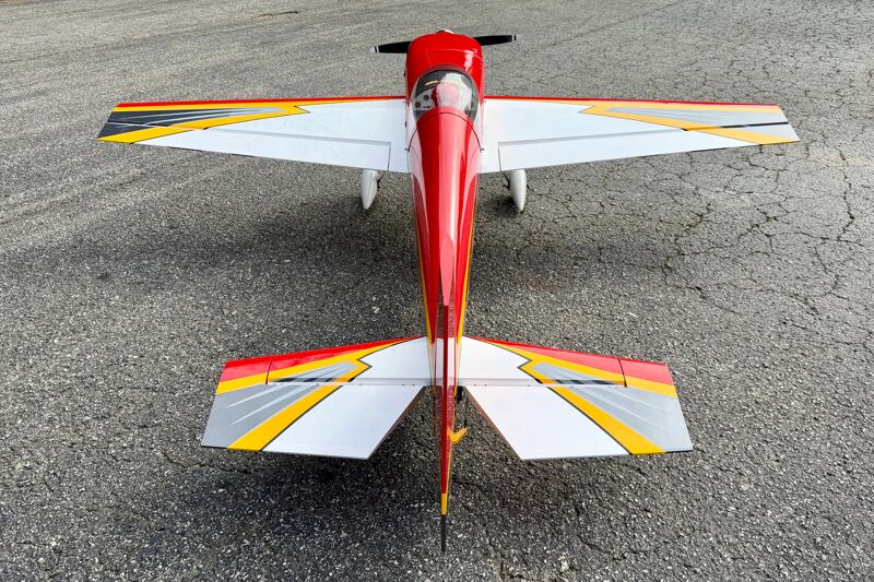 Extreme Flight - Slick 580 EXP 105.5" V3, Red/White (10th Anniversary Scheme) ARF Kit