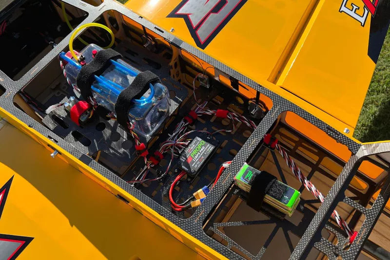 Extreme Flight - Slick 580 EXP 105.5" V2, Yellow/Red/Grey ARF Kit
