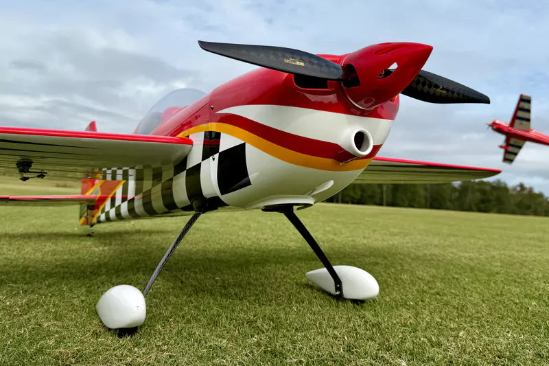 Extreme Flight - Slick 580 EXP 67", Red/White (10th Anniversary Scheme) ARF Kit