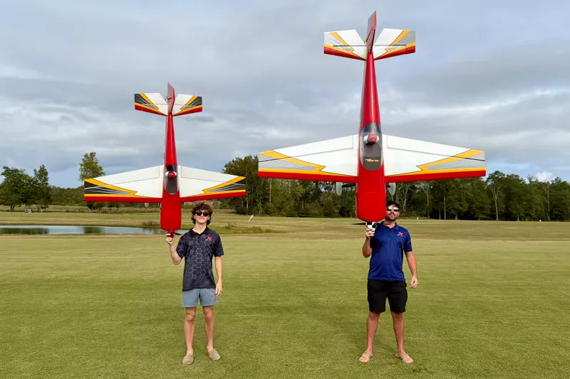 Extreme Flight - Slick 580 EXP 67", Red/White (10th Anniversary Scheme) ARF Kit