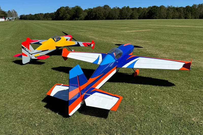 Extreme Flight - Slick 580 EXP 67", White/Blue/Orange RxR (Receiver Ready - PNP)