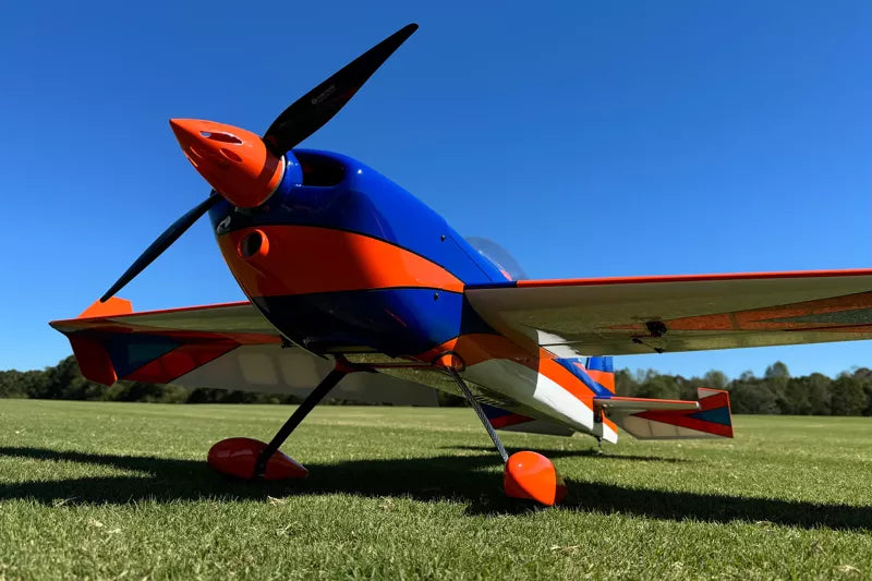 Extreme Flight - Slick 580 EXP 67", White/Blue/Orange RxR (Receiver Ready - PNP)