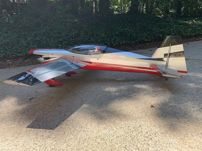 Extreme Flight - Extra NG 104" V2, Red/Silver ARF Kit